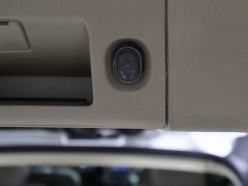 Used 2019 Chevrolet Tahoe Premier image 17