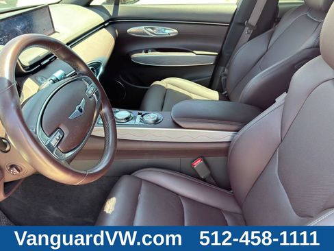 Used 2023 Genesis GV70 2.5T w/ Advanced Package AWD/4WD image 13