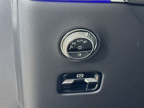 Used 2026 Mercedes-Benz GLC 300 4MATIC image 10