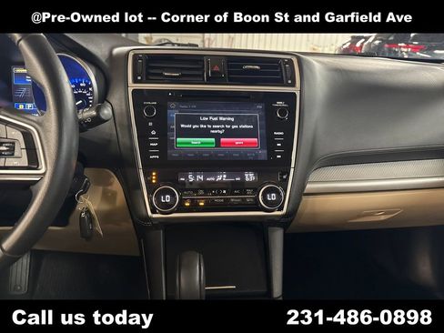 Used 2018 Subaru Outback 2.5i Premium AWD/4WD image 19