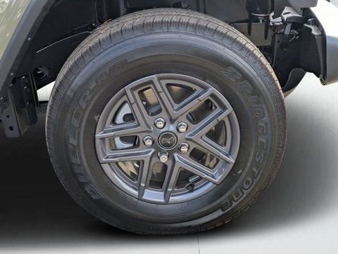 New 2026 Jeep Gladiator Sport image 9