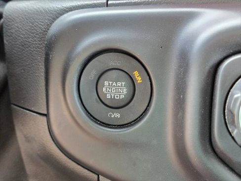 Certified 2021 Jeep Wrangler Unlimited Rubicon AWD/4WD image 27