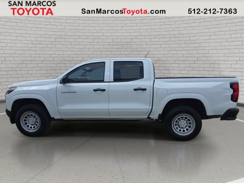 Used 2024 Chevrolet Colorado W/T w/ Safety Package RWD image 9