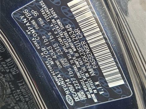 Used 2015 Hyundai Genesis 3.8 image 16