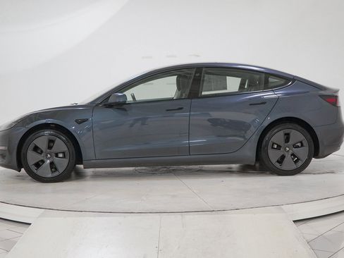 Used 2022 Tesla Model 3 Long Range image 4