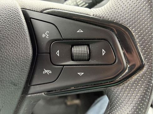 Used 2022 Chevrolet TrailBlazer LT AWD/4WD image 16