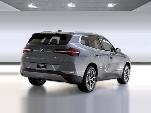 Used 2026 BMW X3 xDrive30 w/ Premium Package image 8