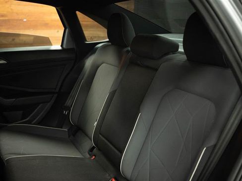 Used 2025 Volkswagen Jetta Sport FWD image 11