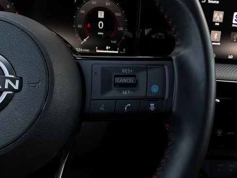 Used 2026 Nissan Kicks SR FWD image 37