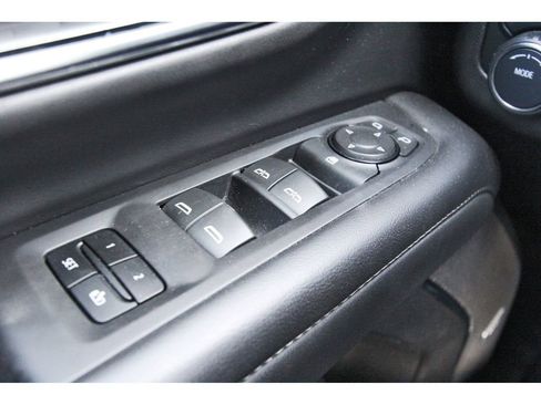 Used 2024 Chevrolet Suburban LT image 14