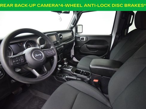 Used 2021 Jeep Wrangler Unlimited Sport AWD/4WD image 9