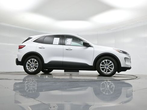 Certified 2022 Ford Escape SE w/ Convenience Package image 49