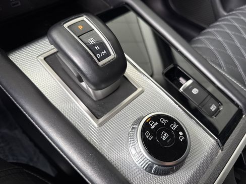 Used 2022 Mitsubishi Outlander SEL image 26