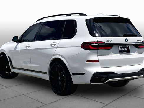 Used 2023 BMW X7 xDrive40i w/ Executive Package AWD/4WD image 12