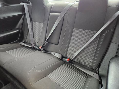 Used 2021 Dodge Challenger SXT image 14