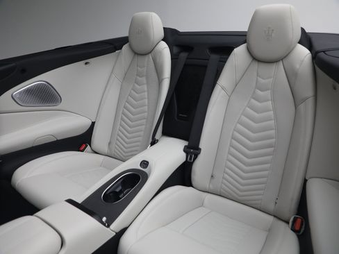 New 2026 Maserati GranCabrio Trofeo AWD/4WD image 17