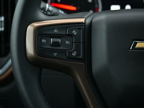 Used 2023 Chevrolet Silverado 2500 High Country w/ Z71 Off-Road Package image 20