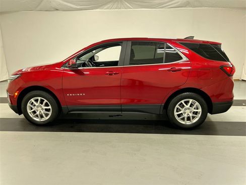 Used 2023 Chevrolet Equinox LT image 6