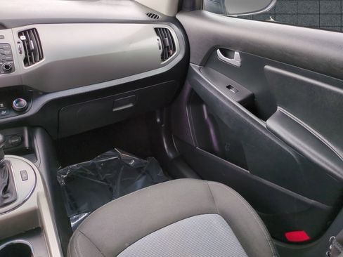 Used 2016 Kia Sportage LX image 17