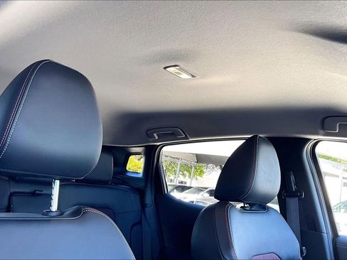 Used 2025 Nissan Kicks SR image 22