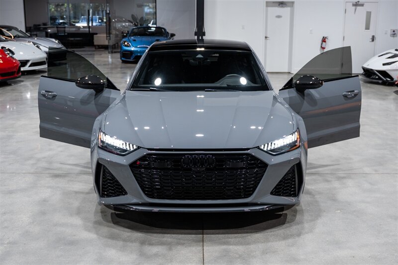 Used 2021 Audi RS 7 Sportback w/ Carbon Optic Package AWD/4WD image 41