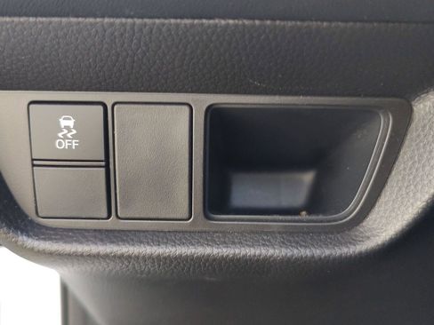 Used 2023 Honda HR-V LX image 16