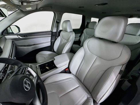 Used 2024 Hyundai Palisade SEL AWD/4WD image 5