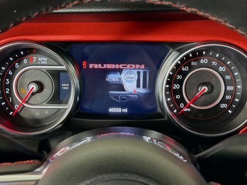 Used 2022 Jeep Gladiator Rubicon w/ Cold Weather Group AWD/4WD image 14