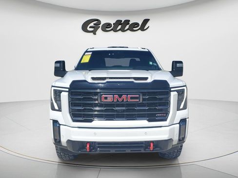 Used 2024 GMC Sierra 2500 AT4 w/ AT4 Premium Plus Package AWD/4WD image 2