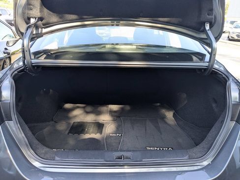 Used 2024 Nissan Sentra S FWD image 24