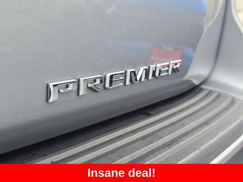 Used 2024 Chevrolet Tahoe Premier AWD/4WD image 15