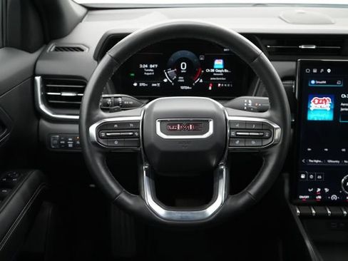 Used 2025 GMC Terrain Elevation w/ Black Edition AWD/4WD image 16