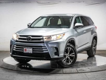 Certified 2019 Toyota Highlander LE