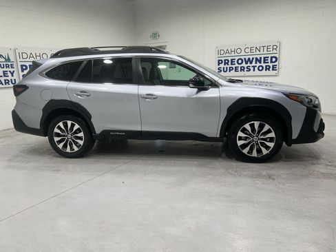 Used 2024 Subaru Outback Limited XT AWD/4WD image 9