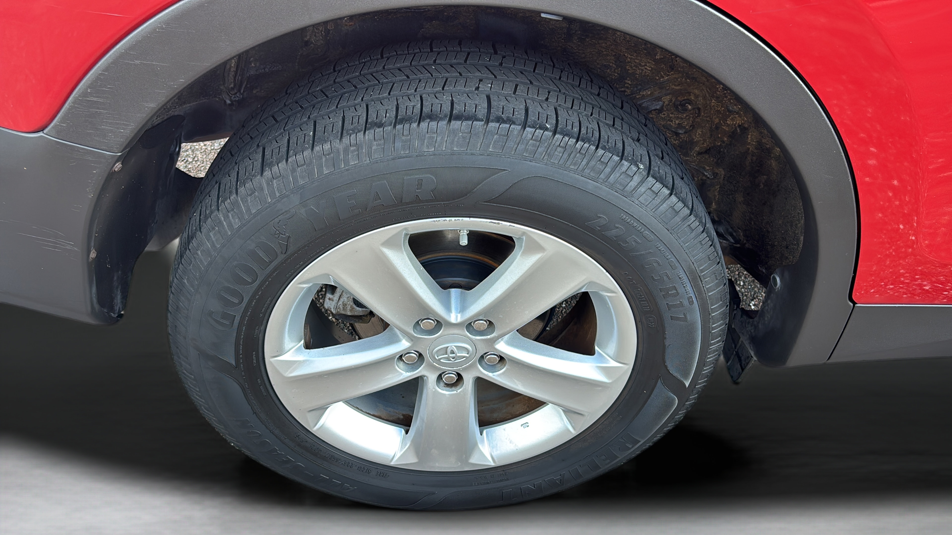 Used 2013 Toyota RAV4 XLE FWD image 34