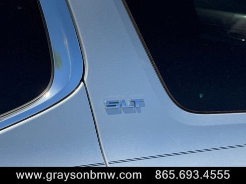 Used 2019 GMC Acadia SLT FWD image 10