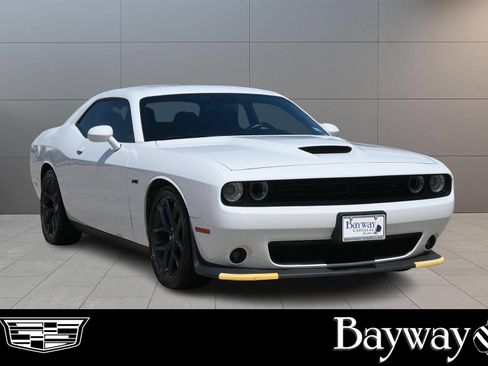 Used 2023 Dodge Challenger R/T w/ Plus Package RWD image 4