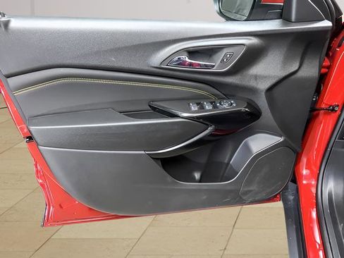 Used 2026 Chevrolet Trax LT w/ Driver Confidence Package image 21