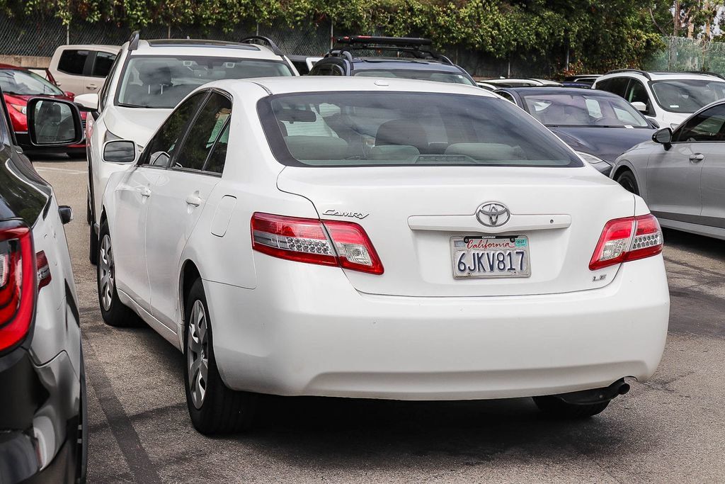 Used 2010 Toyota Camry FWD image 6
