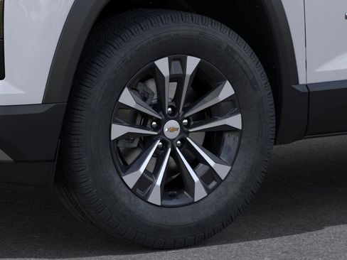 New 2026 Chevrolet Equinox LT image 9