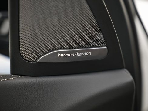 New 2026 BMW X7 xDrive40i w/ M Sport Package image 16