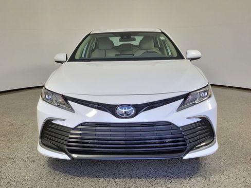 Used 2024 Toyota Camry LE FWD image 3
