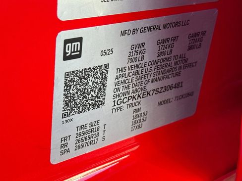 Used 2025 Chevrolet Silverado 1500 LT image 53