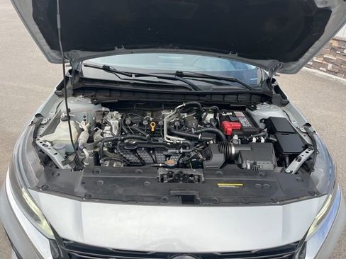 Used 2024 Nissan Altima 2.5 SV FWD image 26