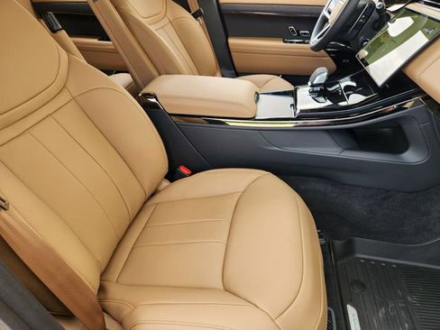 New 2026 Land Rover Range Rover Sport SE image 10