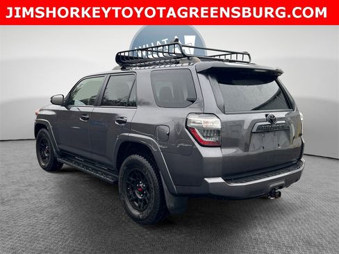 Used 2021 Toyota 4Runner Venture w/ Moonroof Package image 6