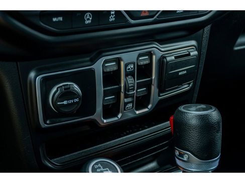 Used 2021 Jeep Wrangler Unlimited Sport image 25