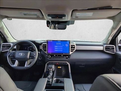 Used 2024 Toyota Tundra Limited w/ Power Package image 17