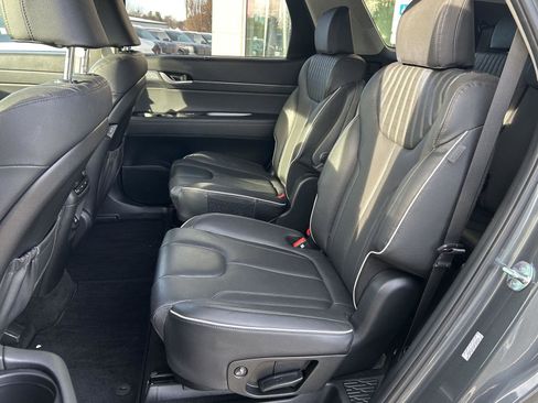 Used 2023 Hyundai Palisade Limited AWD/4WD image 17