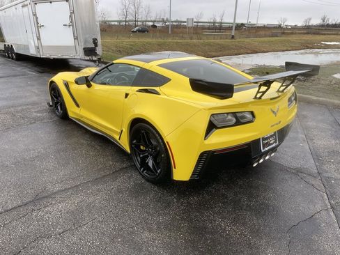 Used 2019 Chevrolet Corvette ZR1 w/ Chrome Badge Package image 5
